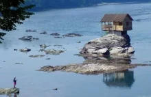 Malutki Dom na rzece Drina