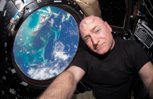 Astronauta Scott Kelly przejdzie na emeryturę już w kwietniu