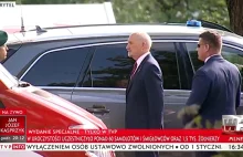 Macierewicz mknie w rządowej kolumnie na posiedzenie sztabu kryzysowego... 250 m