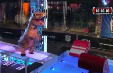 T-Rex na torze "American Ninja Warrior"