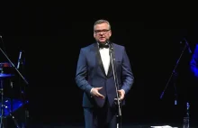 Artur Andrus odchodzi z Trójki, wybiera „Szkło kontaktowe” w TVN24