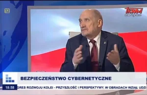 » Macierewicz przez godzinę mówił o cyberbezpieczeństwie. Jesteśmy w szoku