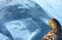 Jezioro w lodowym ruchu