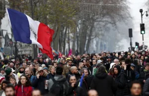 Strajk generalny we Francji: Zamknięte szkoły i paraliż komunikacyjny