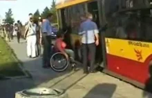 Jak powinien zachować się kierowca autobusu wobec niepełnosprawnego - MPK Łódź