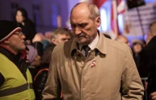 Macierewicz: obecnie brak podstaw do oskarżenia Cieszewskiego o współpracę