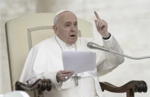 Papież Franciszek zabrał głos na temat imigrantów. Donośne słowa