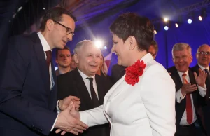 Nagrody w Kancelarii Premiera. Urzędnicy dostali je już po wybuchu skandalu