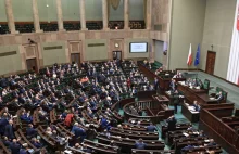 12 listopada dniem wolnym od pracy? PiS w nocy przepycha ustawę przez Sejm.