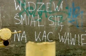 Stroi żarty z "łódzkiej wojny". "Jestem bezrobotny, mam dużo czasu"