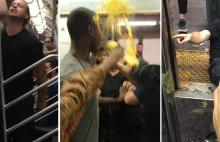 Rasista zostaje wyrzucony z wagonu przez pasażerów nowojorskiego metra