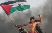 Zdjęcie protestującego Palestyńczyka obiegło świat