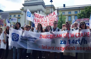 Wielka manifestacja lekarzy rezydentów w Warszawie