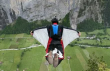 Basejump w Szwajcarii z nagraniem video 360 z kasku skoczka