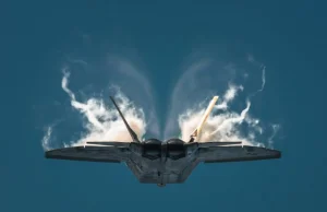 Najlepsze zdjęcia samolotów w internecie - robi je Polak, który ma wielką pasję
