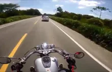 Szczęśliwy motocyklista...