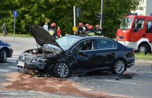 "W ciągu tygodnia w Warszawie naprawia się jedynie tęczę" ;)