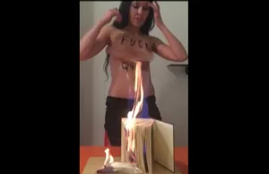 Aktywistka Femenu spaliła Koran