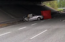 Samochód rozpadł się na pół, kierowca nie przeżył