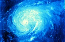 „Haiyan” – jeden z najsilniejszych cyklonów tropikalnych w historii.