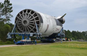 Tak wyglądał wczorajszy transport 45-letniej rakiety Saturn V