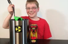 12-latek wraz z ojcem próbują sos Plutonium (9 000 000 SHU)