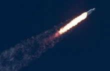 Falcon Heavy jest absurdalnie tanią rakietą