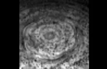 Wielka sześciokątna burza nad biegunem północnym Saturna