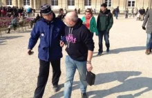Francuz zatrzymany za prorodzinną bluzę