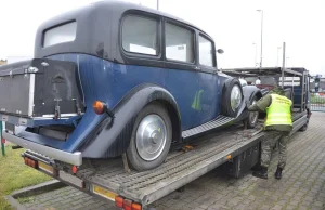 Białorusin chciał wywieźć do Rosji rolls-royce'a z 1937 r.