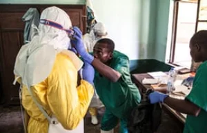 11 nowych przypadków zakażenia wirusem ebola. Potwierdzono śmierć 23 osób.