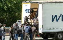 Rząd będzie bronił polskich kierowców przed atakami imigrantów w Calais....