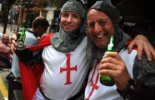 BBC ostrzega fanów Euro 2016 - stroje krzyżowców obrażają muzułmanów.