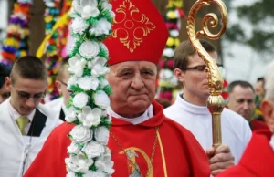 Biskup Stefanek: Politycy głosujący za in vitro wykluczają się z Kościoła