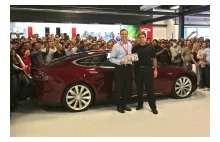 Tesla Model S - pierwszy egzemplarz