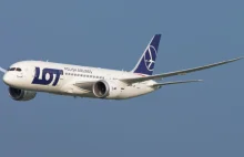 Dreamliner z Toronto do Warszawy uziemiony. Trafił go piorun