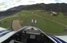 Przelot samolotem podczas Red Bull Air Race