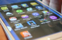 Samsung instaluje za dużo aplikacji na swoich smartfonach - jest pozew