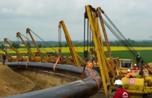 Niemcy rozpoczęły dostawy gazu przez Polskę na Ukrainę