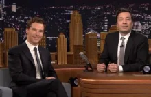 Benedict Cumberbatch i Jimmy Fallon bawią publiczność do łez