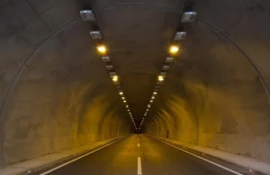 Gigantyczne inwestycje w Chinach. 20 tys. km tuneli w budowie, kolejne 20 tys...