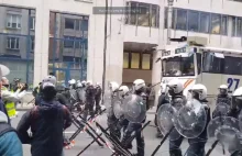 Walki w Brukseli! Policja broni instytucji UE. WIDEO