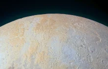 Najnowsze zdjęcie NASA pokazuje lodowe kaniony na biegunie północnym Plutona