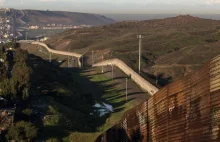 Trump podpisuje rozporządzenie zbudowania muru na granicy z Meksykiem