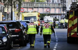 Wybuch w Londynie na stacji metra. Media: Są ranni. Sytuacja jest stabilna.