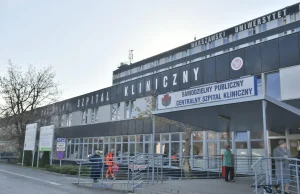 NFZ nie widzi problemu w 9 zamkniętych salach w największym polskim szpitalu