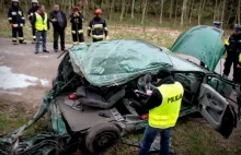 Siedmioro nastolatków zginęło w wypadku.Kierowca dostanie kuratora i zakaz picia