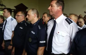 Skazany policjant uniewinniony! Sąd m.in. nie dał wiary kibolowi