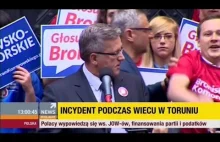Troll na wiecu Bronisława Komorowskiego (WSI, Pro Civili) 22.05.2015 Toruń