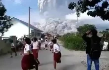19.02.2018 Wybuch wulkanu Sinabung.